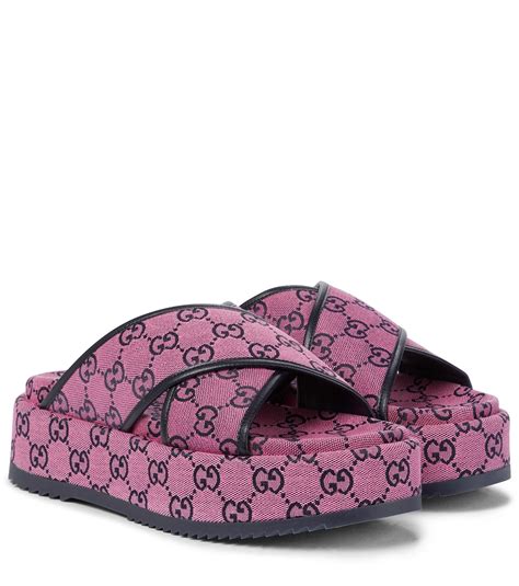 Gucci slides pink fluffy